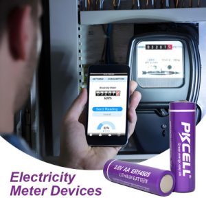 Medidor eléctrico inteligente con batería de litio PKCELL para lectura remota del consumo.
